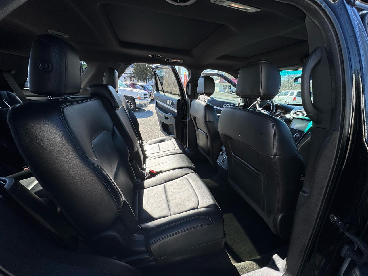 Ford Explorer XLT 4WD 2016