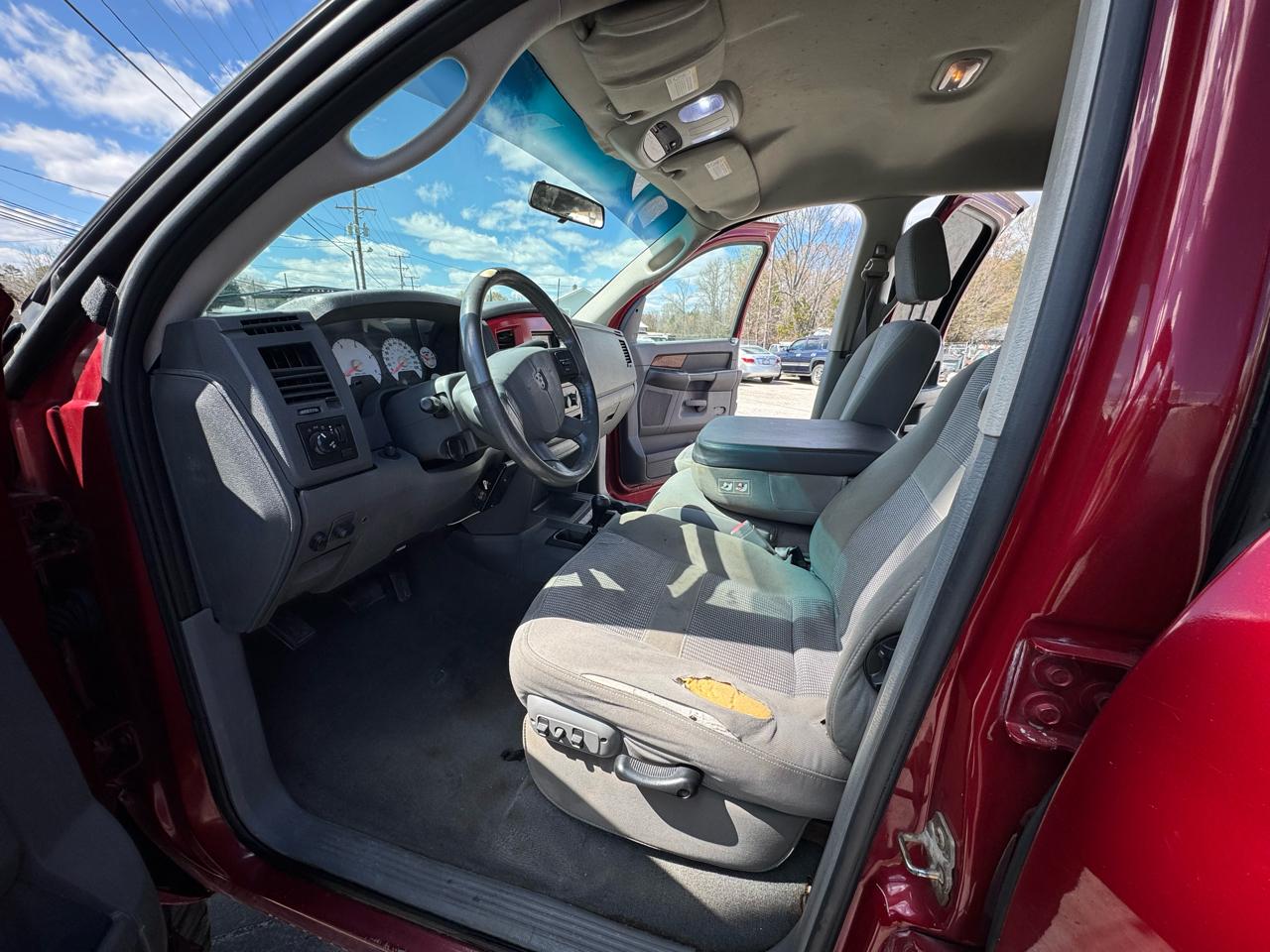 Dodge Ram 2500 ST Quad Cab 4WD 2006