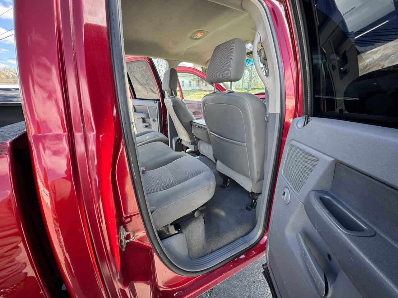 Dodge Ram 2500 ST Quad Cab 4WD 2006