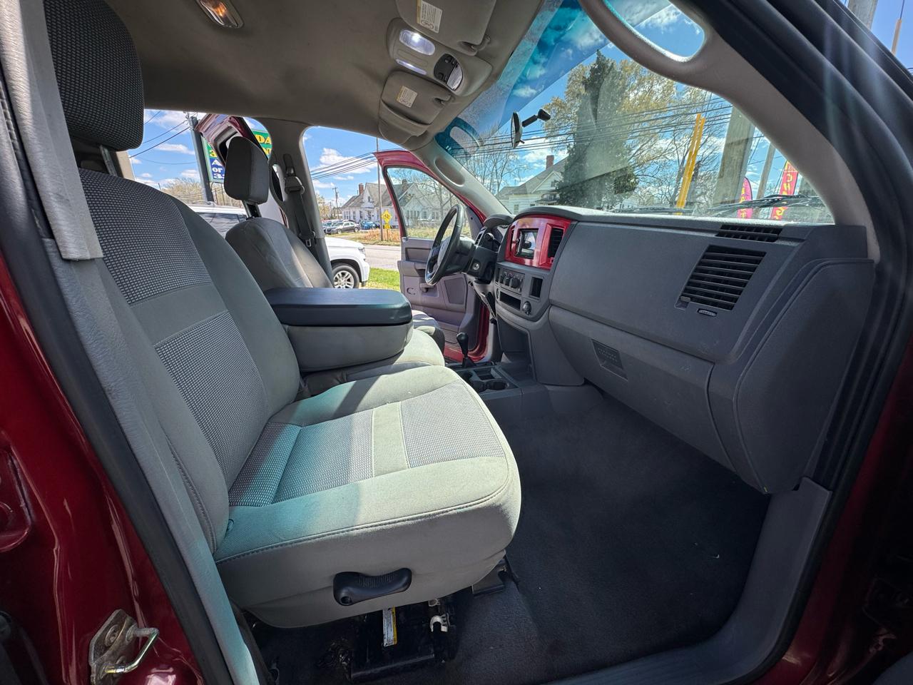 Dodge Ram 2500 ST Quad Cab 4WD 2006