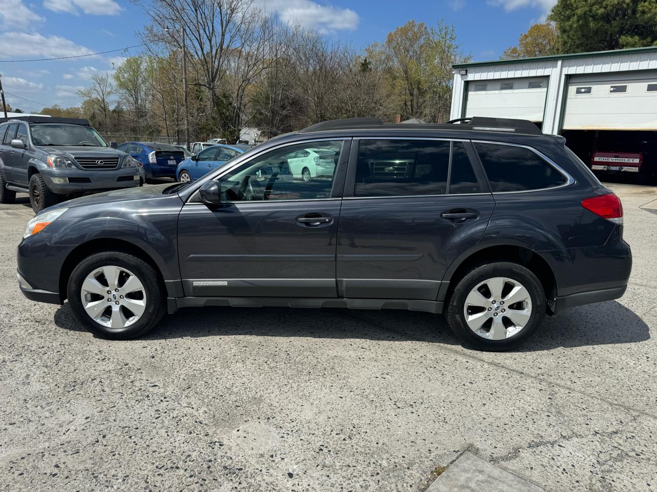 Subaru Outback 2.5i Limited 2011