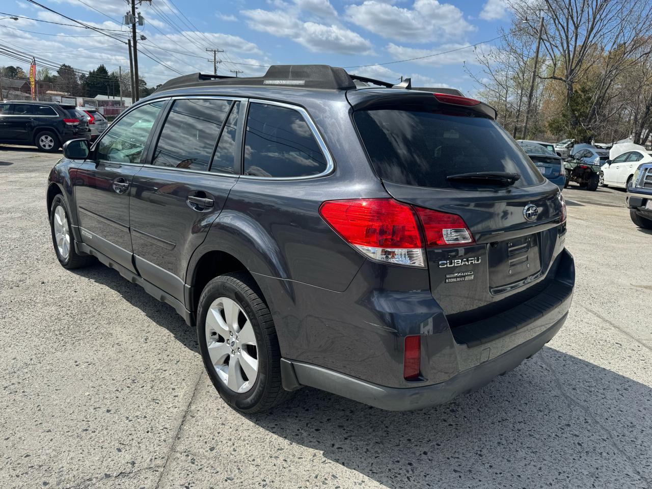 Subaru Outback 2.5i Limited 2011