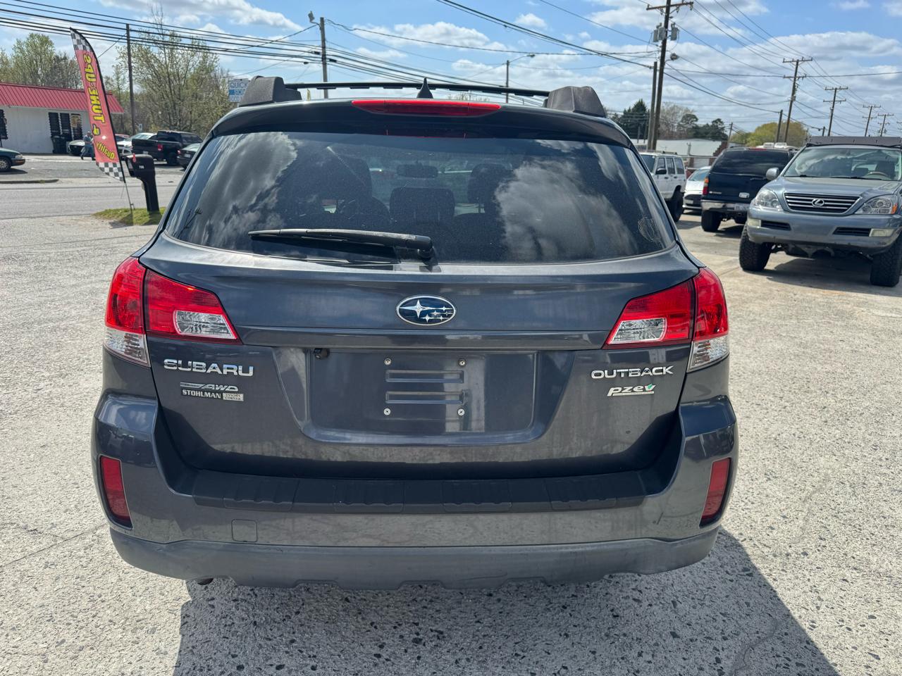 Subaru Outback 2.5i Limited 2011