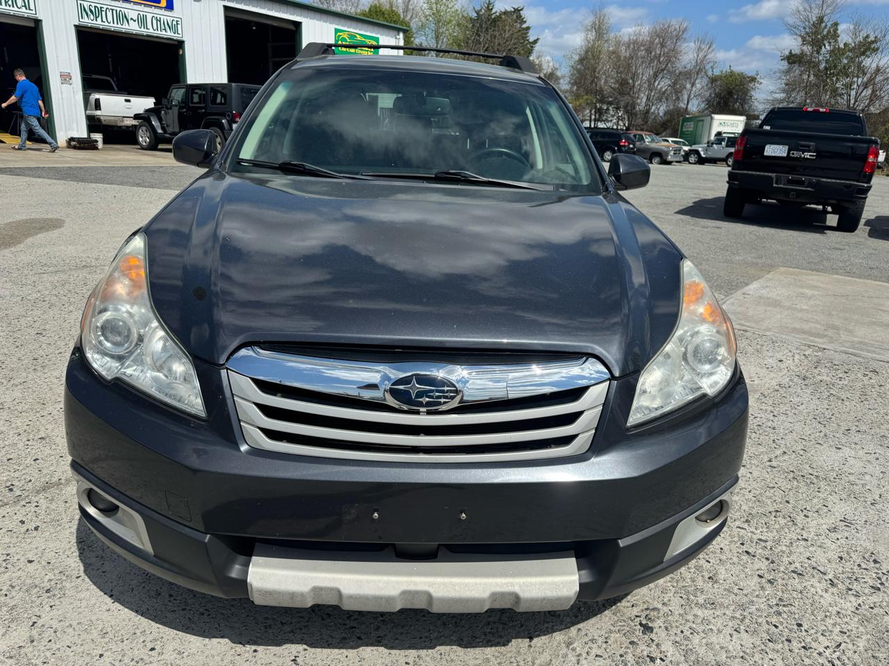 Subaru Outback 2.5i Limited 2011