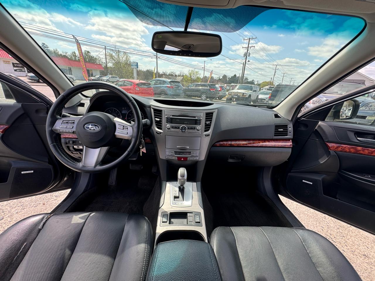 Subaru Outback 2.5i Limited 2011