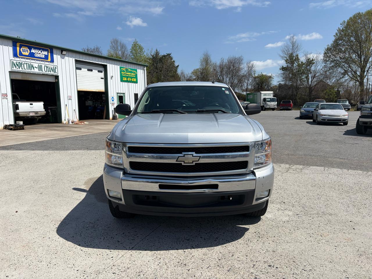 Chevrolet Silverado 1500 LT Crew Cab 2WD 2011