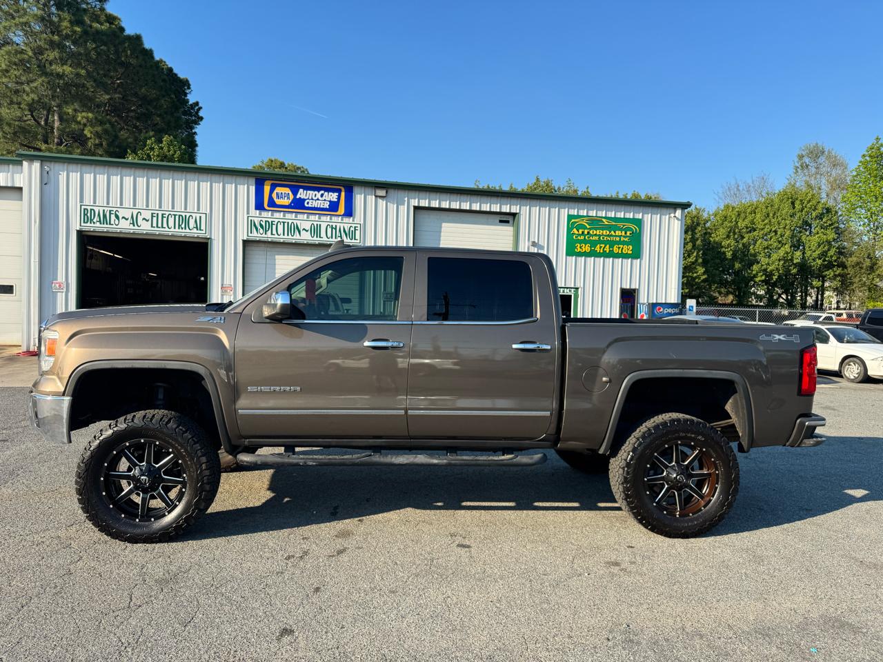 GMC Sierra 1500 SLT Crew Cab Short Box 4WD 2015