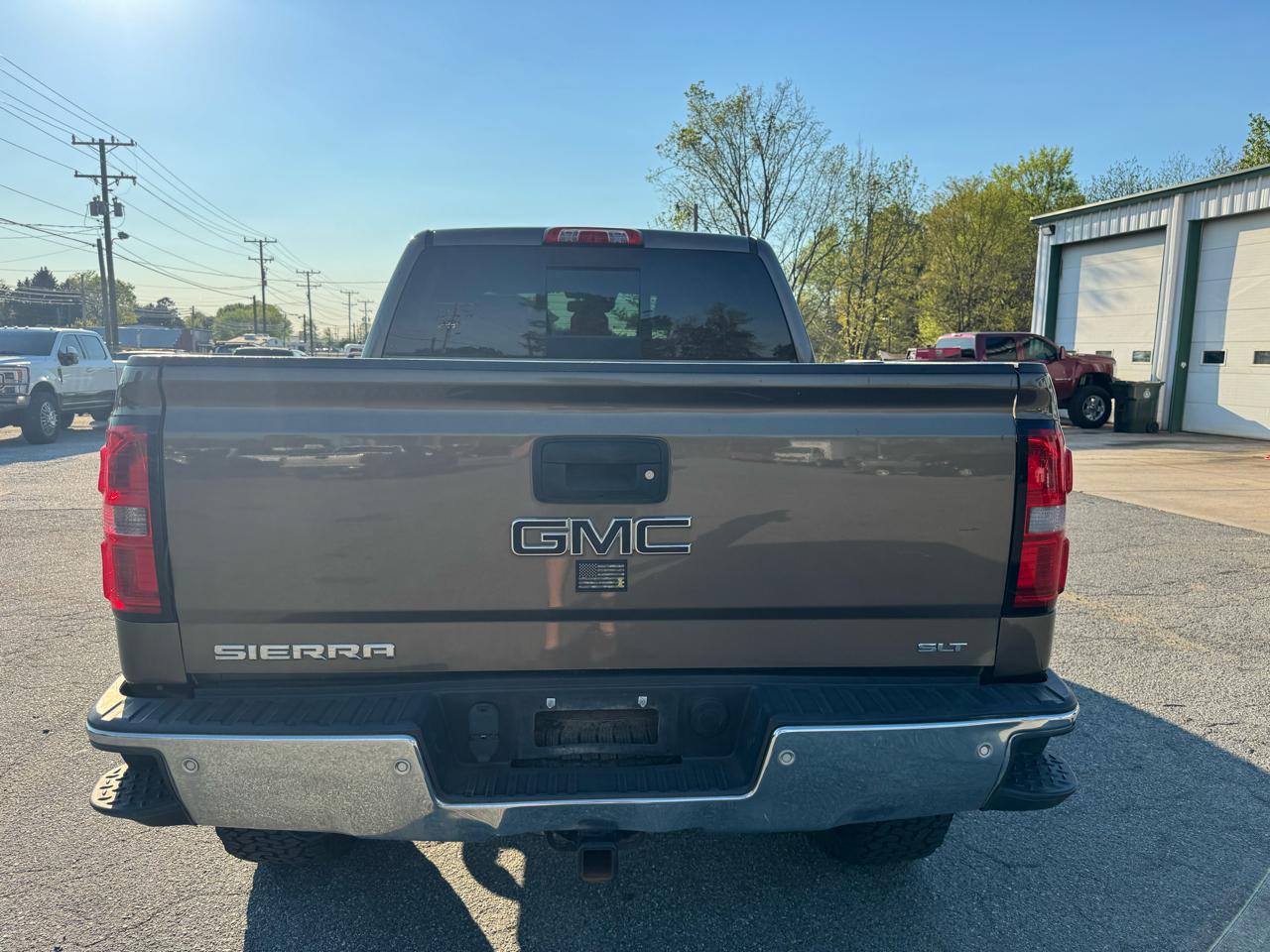 GMC Sierra 1500 SLT Crew Cab Short Box 4WD 2015