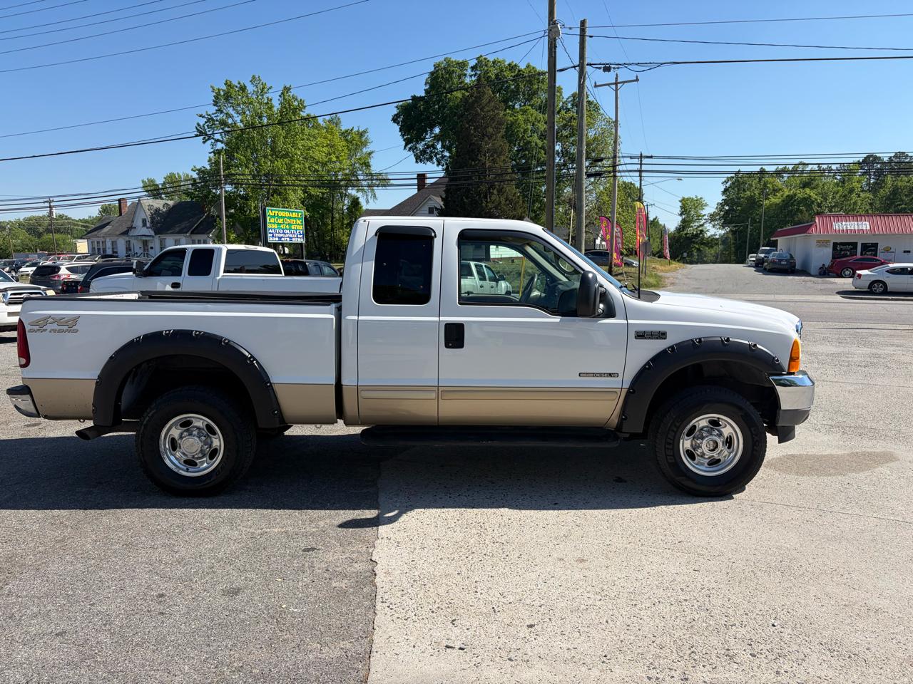 Ford F-250 SD XL SuperCab Long Bed 4WD 2001