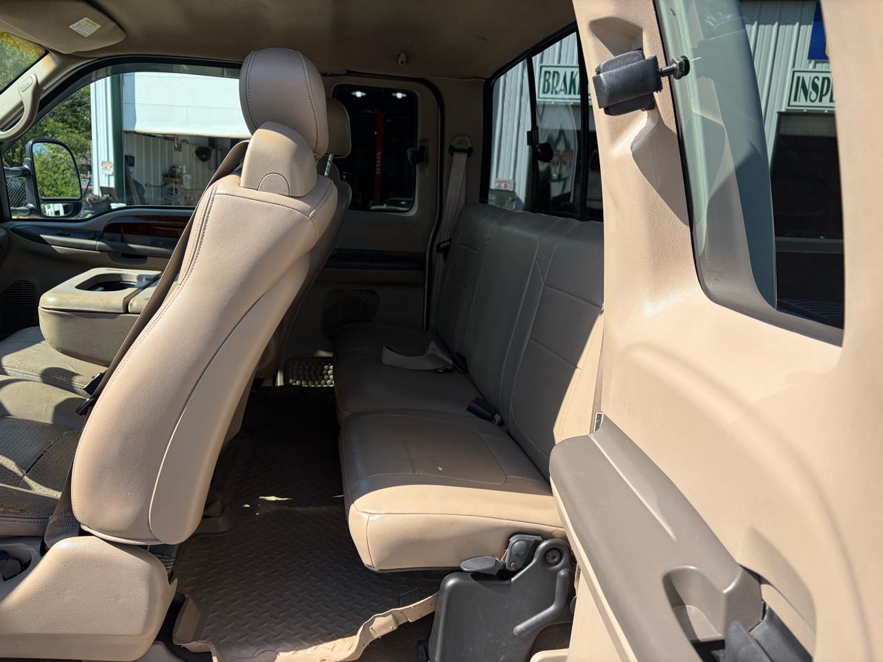 Ford F-250 SD XL SuperCab Long Bed 4WD 2001