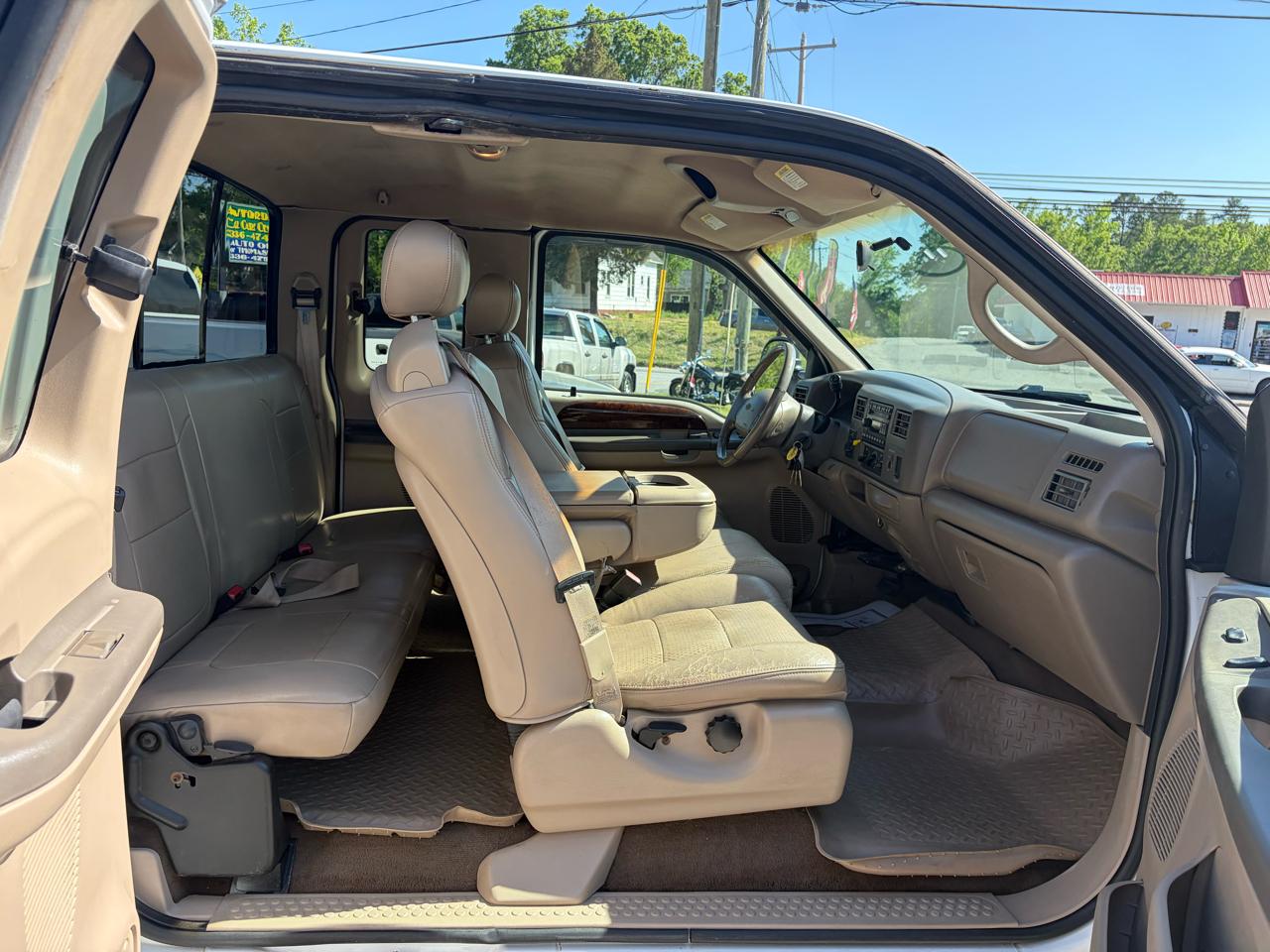 Ford F-250 SD XL SuperCab Long Bed 4WD 2001