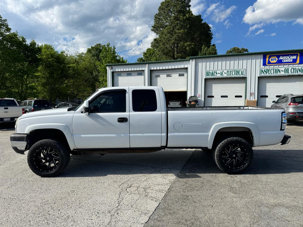 Chevrolet Silverado 2500HD Ext. Cab Long Bed 4WD 2005