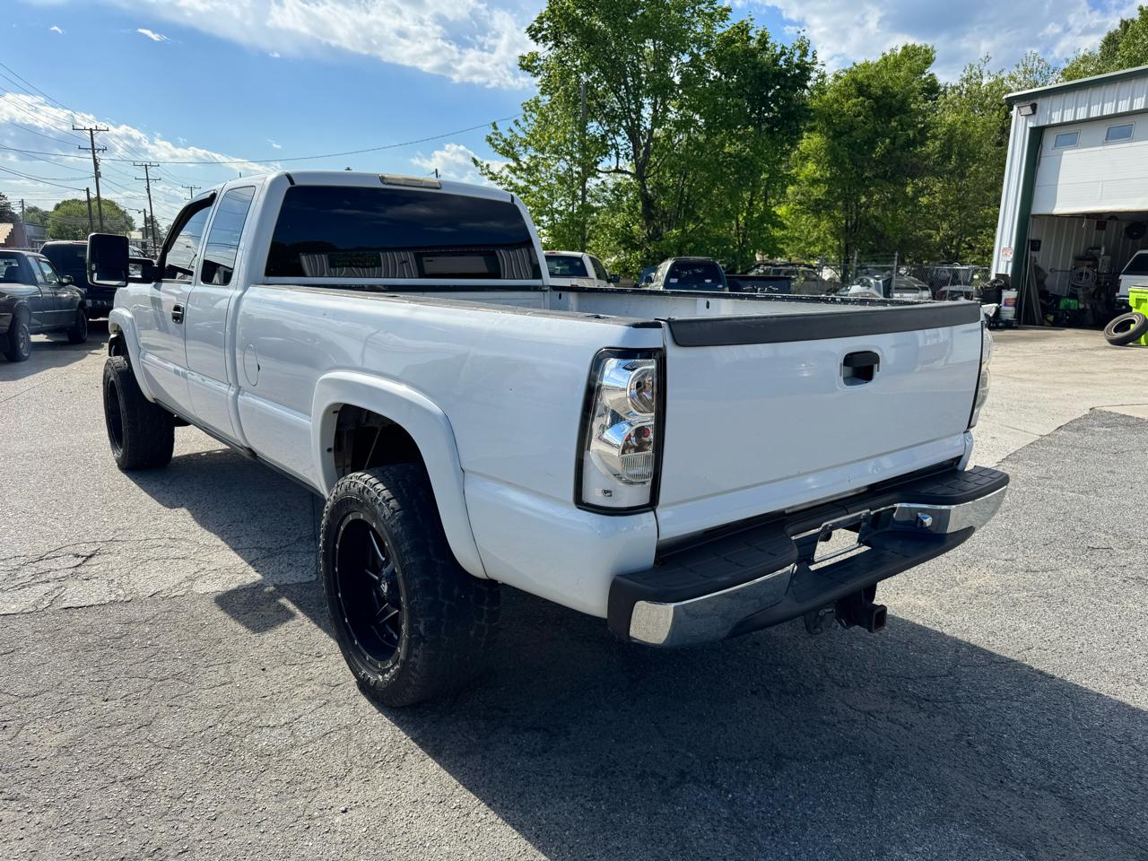 Chevrolet Silverado 2500HD Ext. Cab Long Bed 4WD 2005