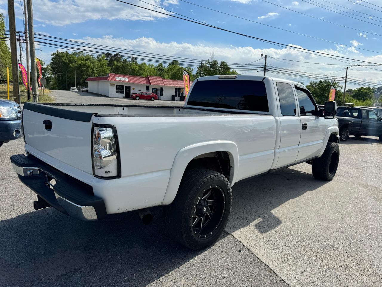 Chevrolet Silverado 2500HD Ext. Cab Long Bed 4WD 2005