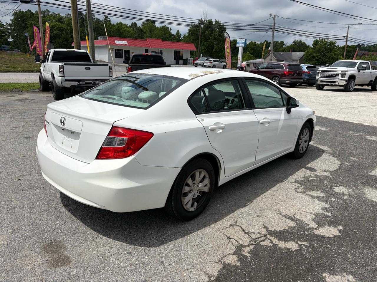 Honda Civic LX Sedan 5-Speed AT 2012