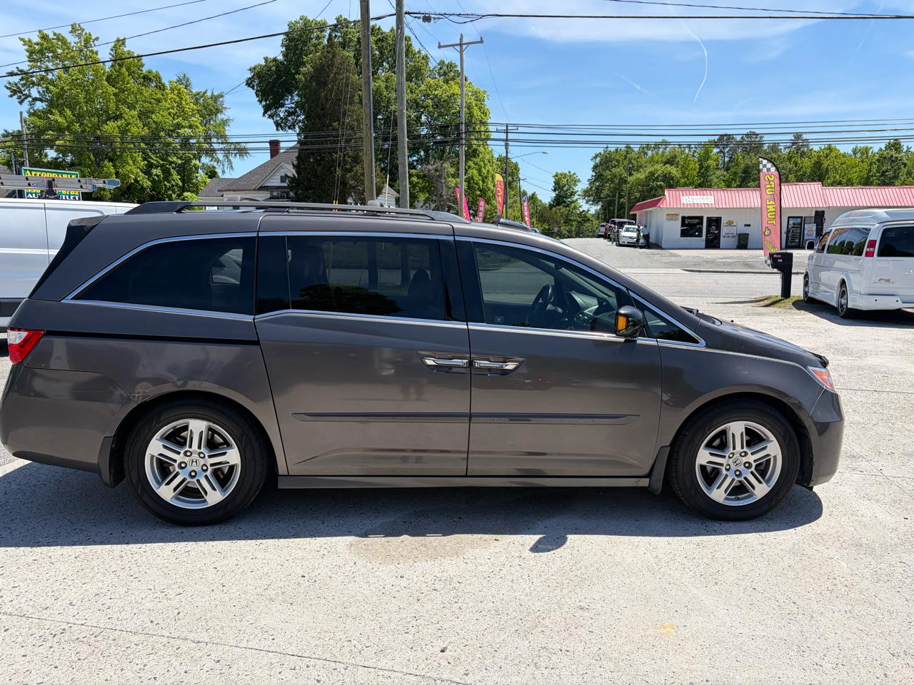 Honda Odyssey Touring 2011