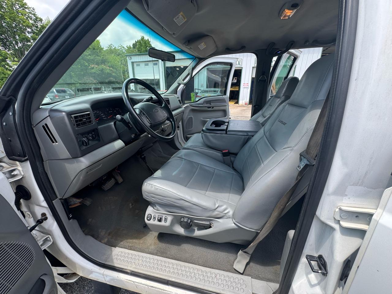 Ford F-350 SD XL Crew Cab 4WD 2002