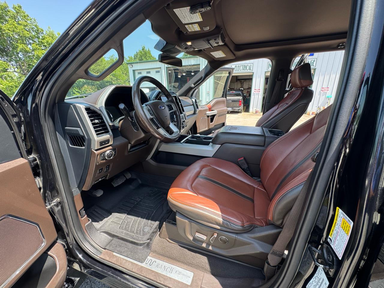 Ford F-350 SD King Ranch Crew Cab 4WD DRW 2022