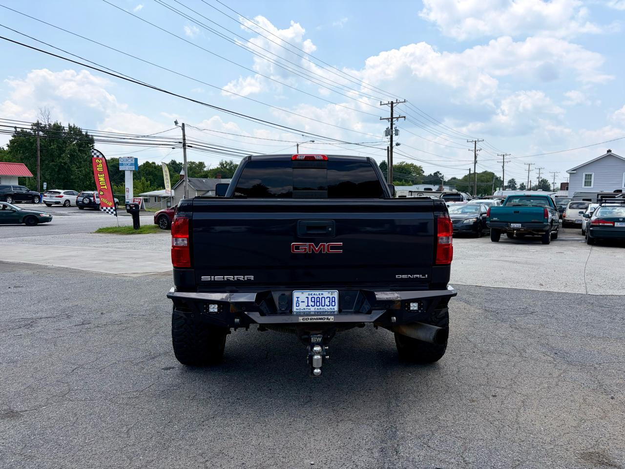 GMC Sierra 2500HD Denali Crew Cab 4WD 2015