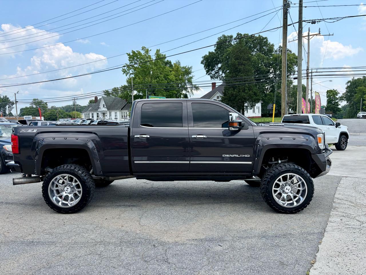 GMC Sierra 2500HD Denali Crew Cab 4WD 2015