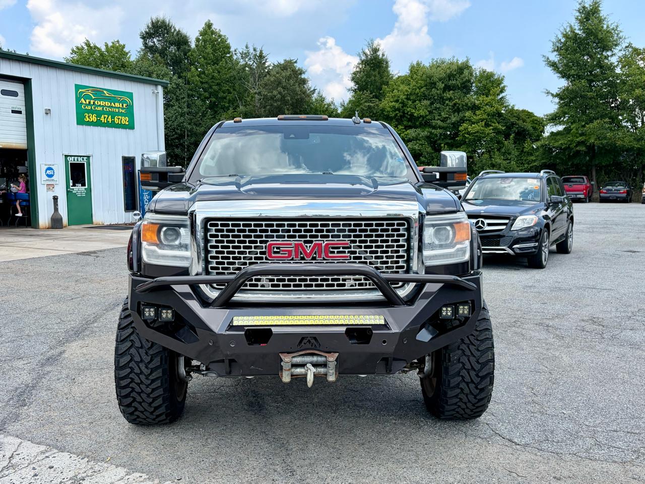 GMC Sierra 2500HD Denali Crew Cab 4WD 2015