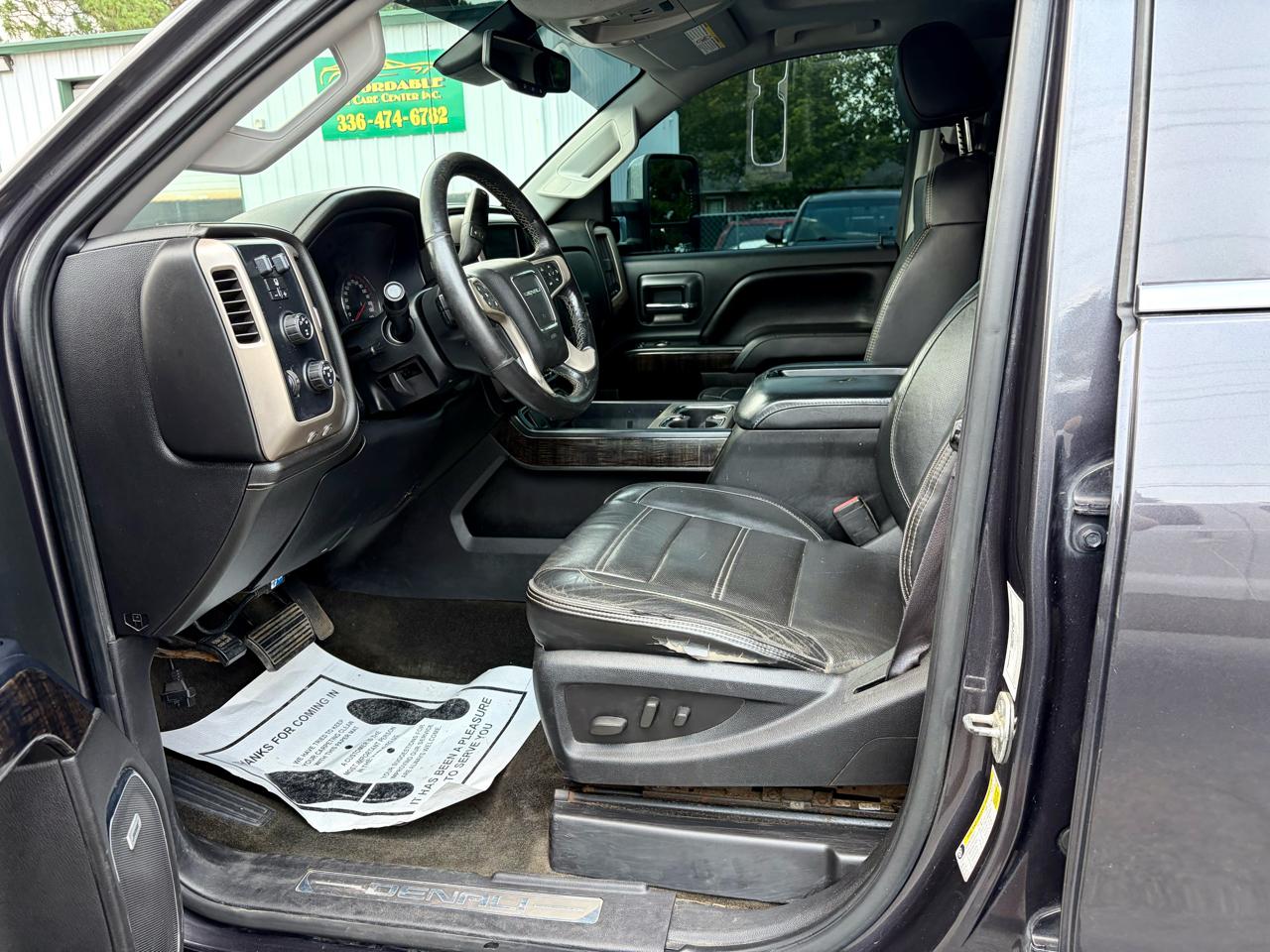 GMC Sierra 2500HD Denali Crew Cab 4WD 2015
