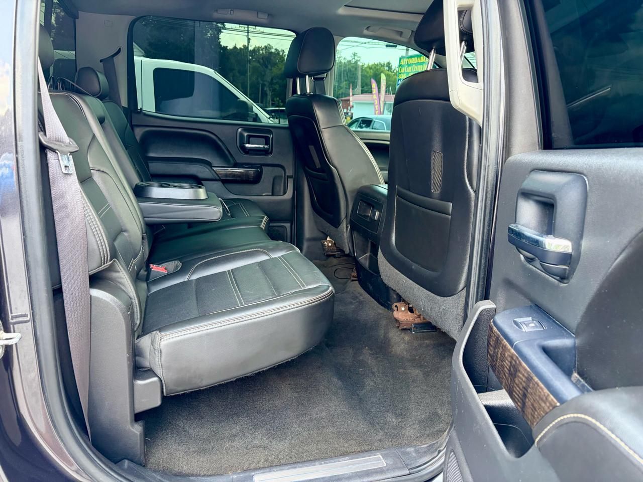 GMC Sierra 2500HD Denali Crew Cab 4WD 2015