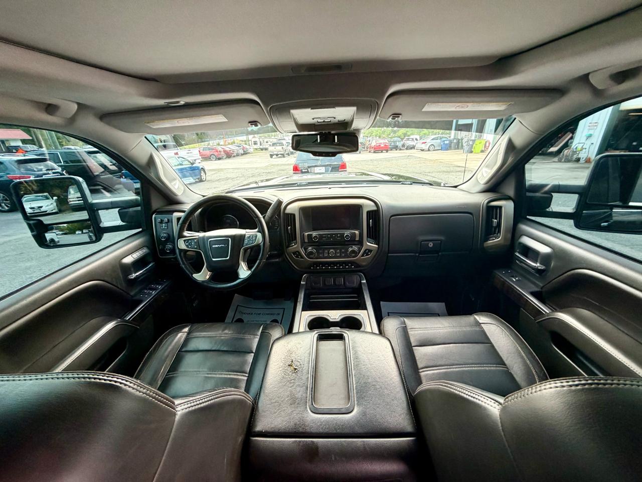 GMC Sierra 2500HD Denali Crew Cab 4WD 2015