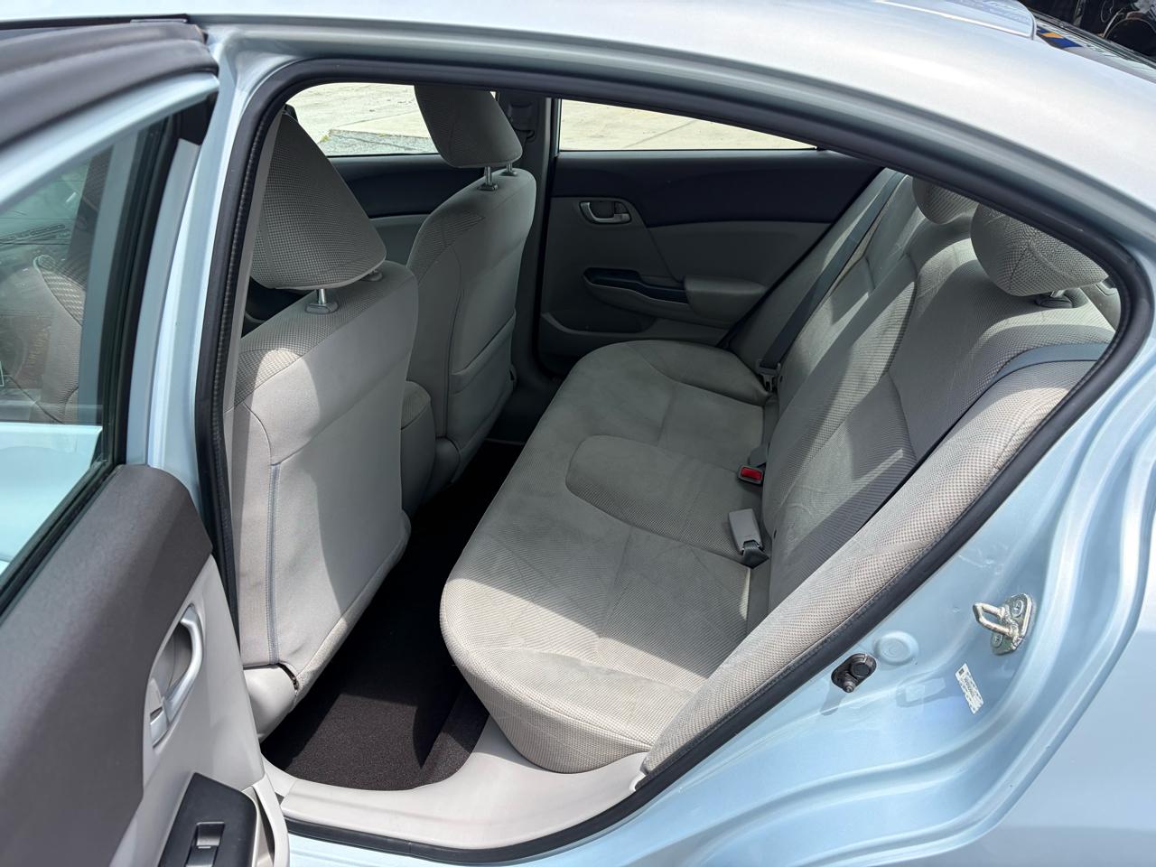 Honda Civic LX Sedan 5-Speed AT 2012