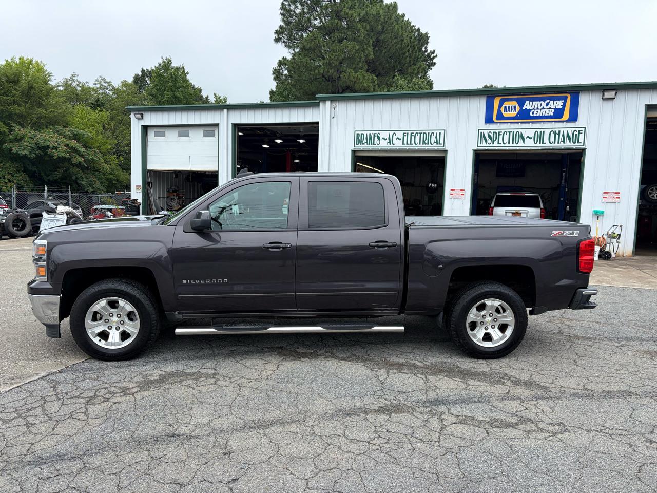Chevrolet Silverado 1500 LT Crew Cab 4WD 2015