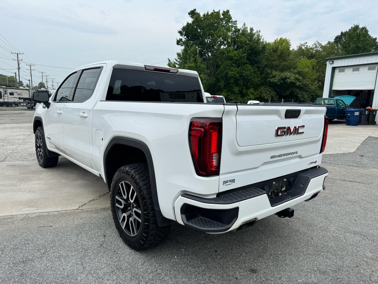 GMC Sierra 1500 AT4 Crew Cab  Short Box 4WD 2021