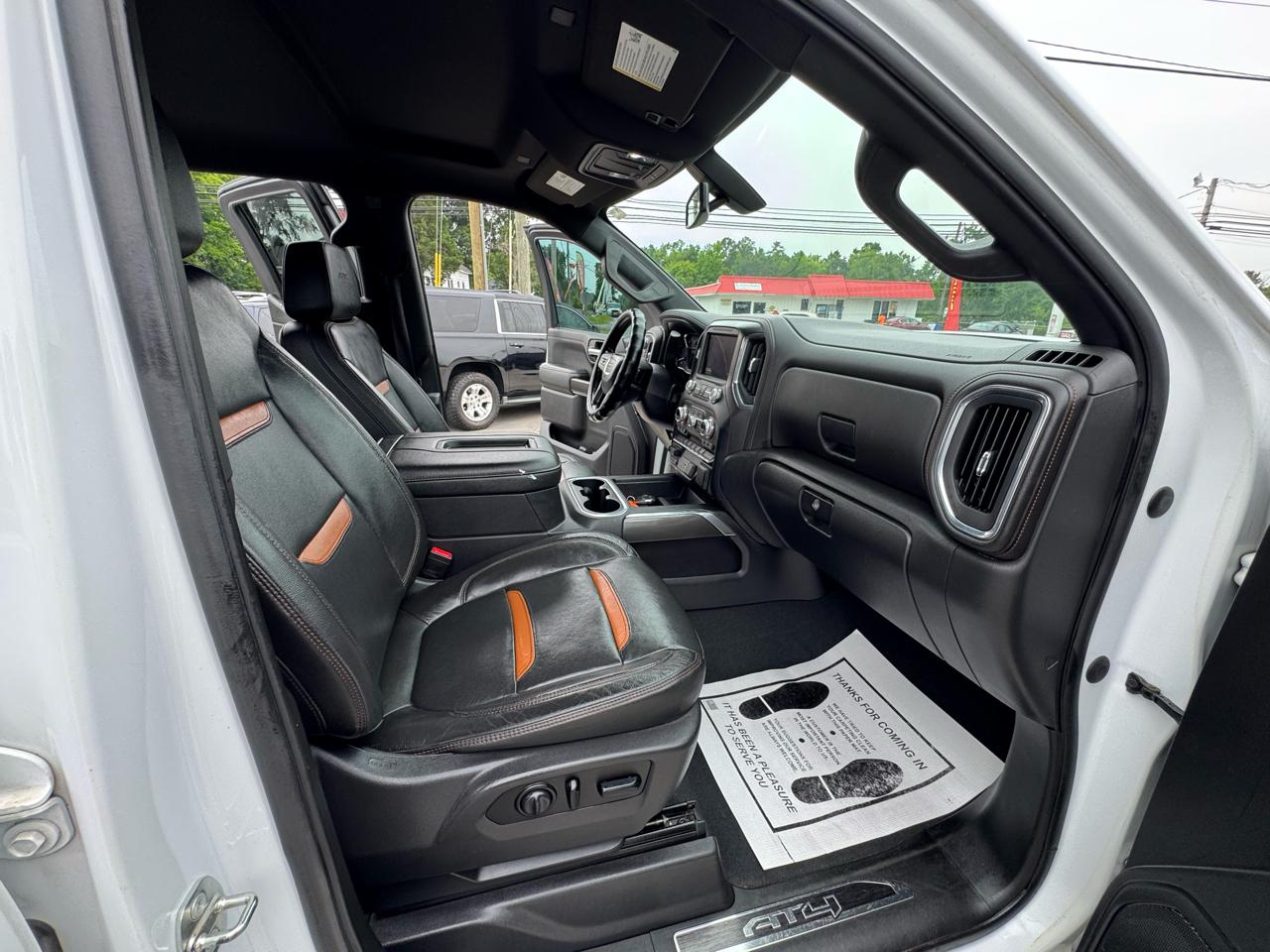 GMC Sierra 1500 AT4 Crew Cab  Short Box 4WD 2021