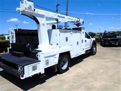2017 Ford F-550 