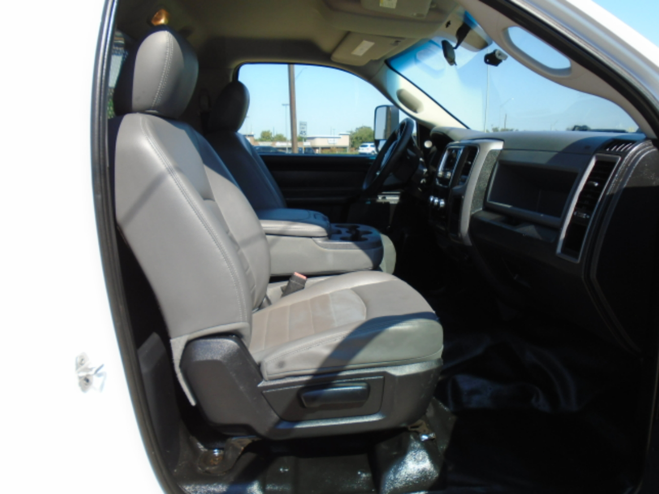 RAM 5500 Regular Cab 2WD DRW 2014 RAM 5500 Regular Cab 2WD DRW 2014