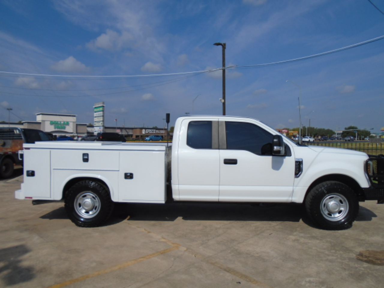 Ford F-250 SD XL SuperCab Long Bed 2WD 2018 Ford F-250 SD XL SuperCab Long Bed 2WD 2018