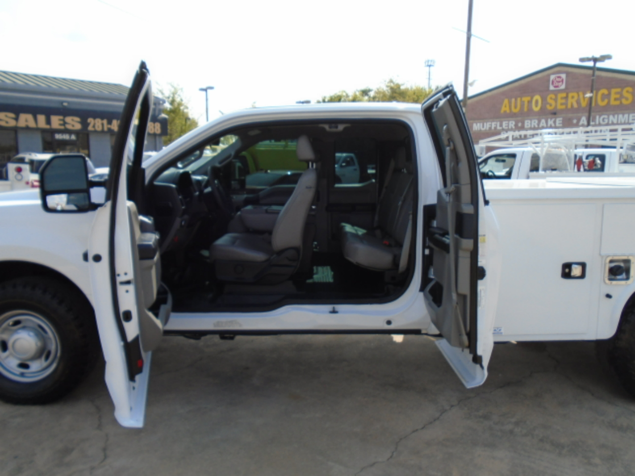 Ford F-250 SD XL SuperCab Long Bed 2WD 2018 Ford F-250 SD XL SuperCab Long Bed 2WD 2018