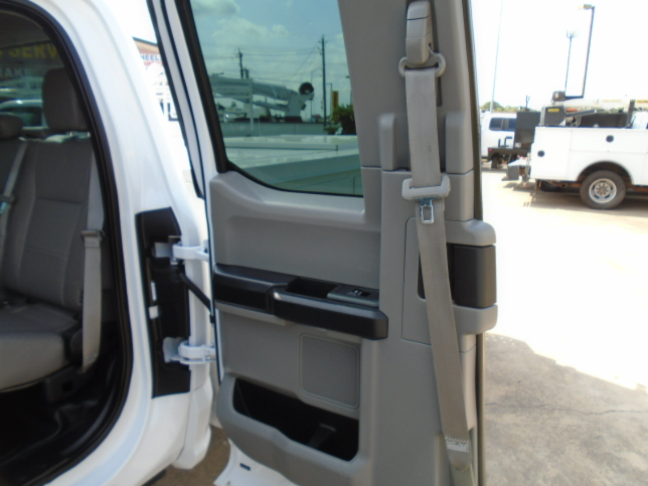 Ford F-250 SD XL SuperCab Long Bed 2WD 2018 Ford F-250 SD XL SuperCab Long Bed 2WD 2018