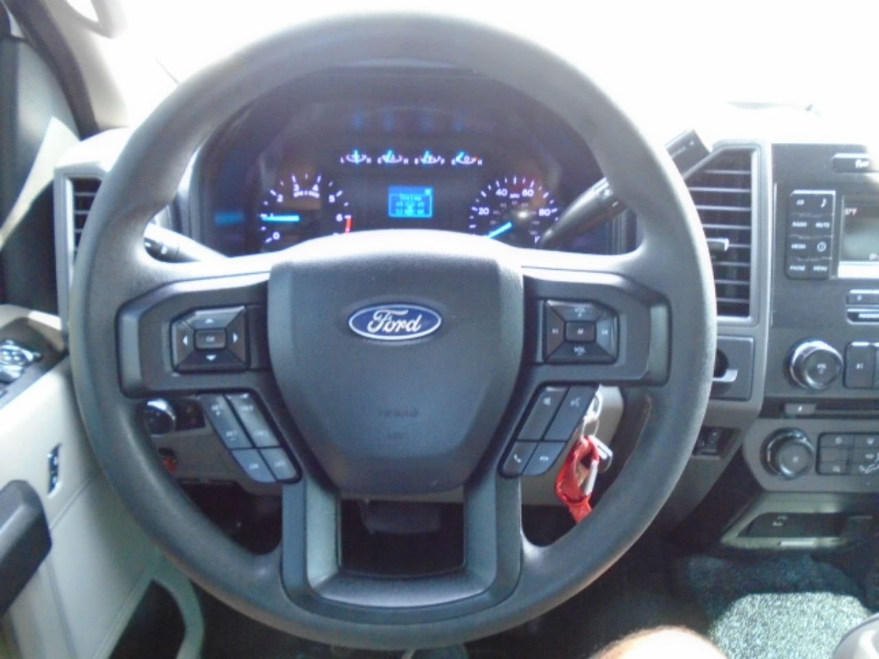 Ford F-250 SD XL SuperCab Long Bed 2WD 2018 Ford F-250 SD XL SuperCab Long Bed 2WD 2018