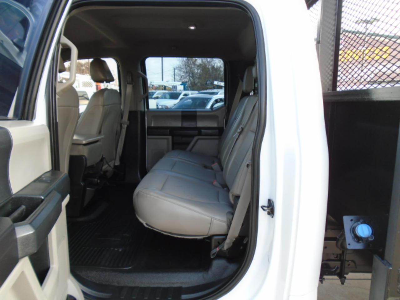 Ford F-450 SD Crew Cab DRW 2WD 2019