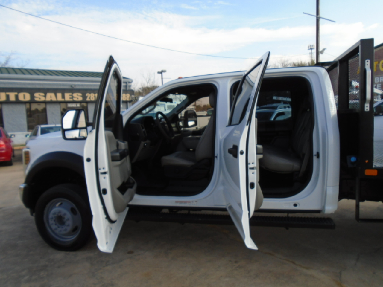 Ford F-450 SD Crew Cab DRW 2WD 2019