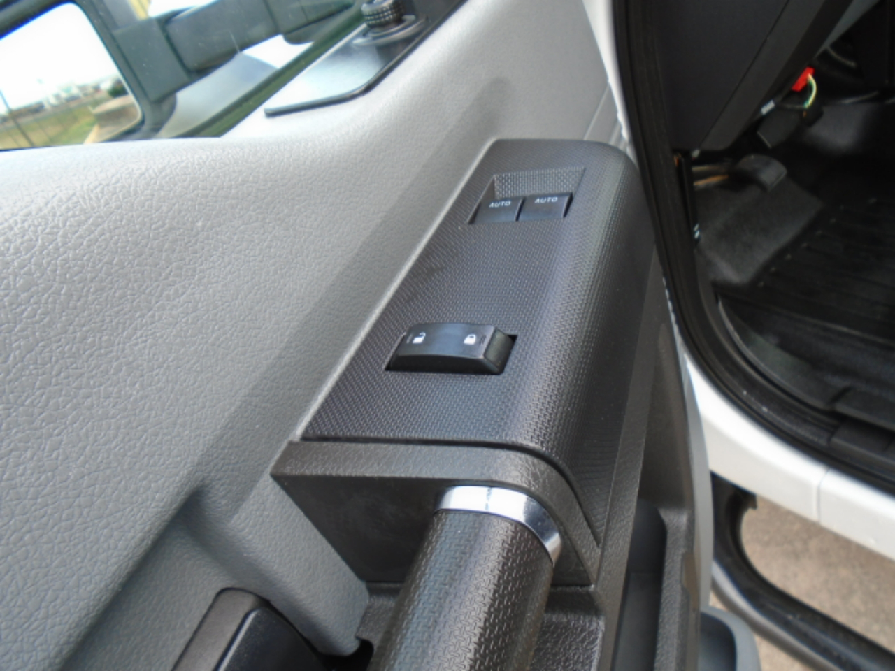 Ford F-550 Regular Cab DRW 2WD 2014