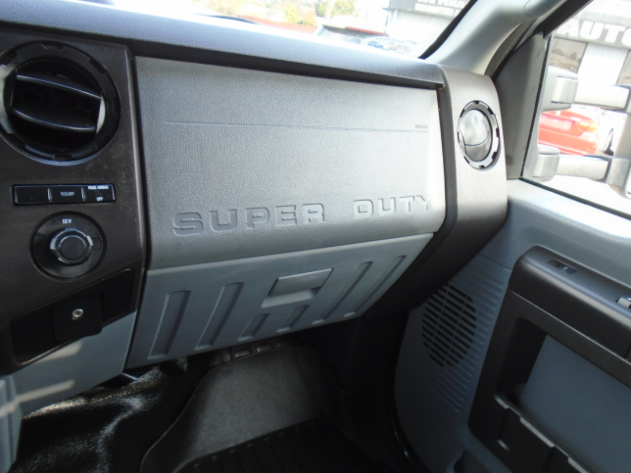 Ford F-550 Regular Cab DRW 2WD 2014