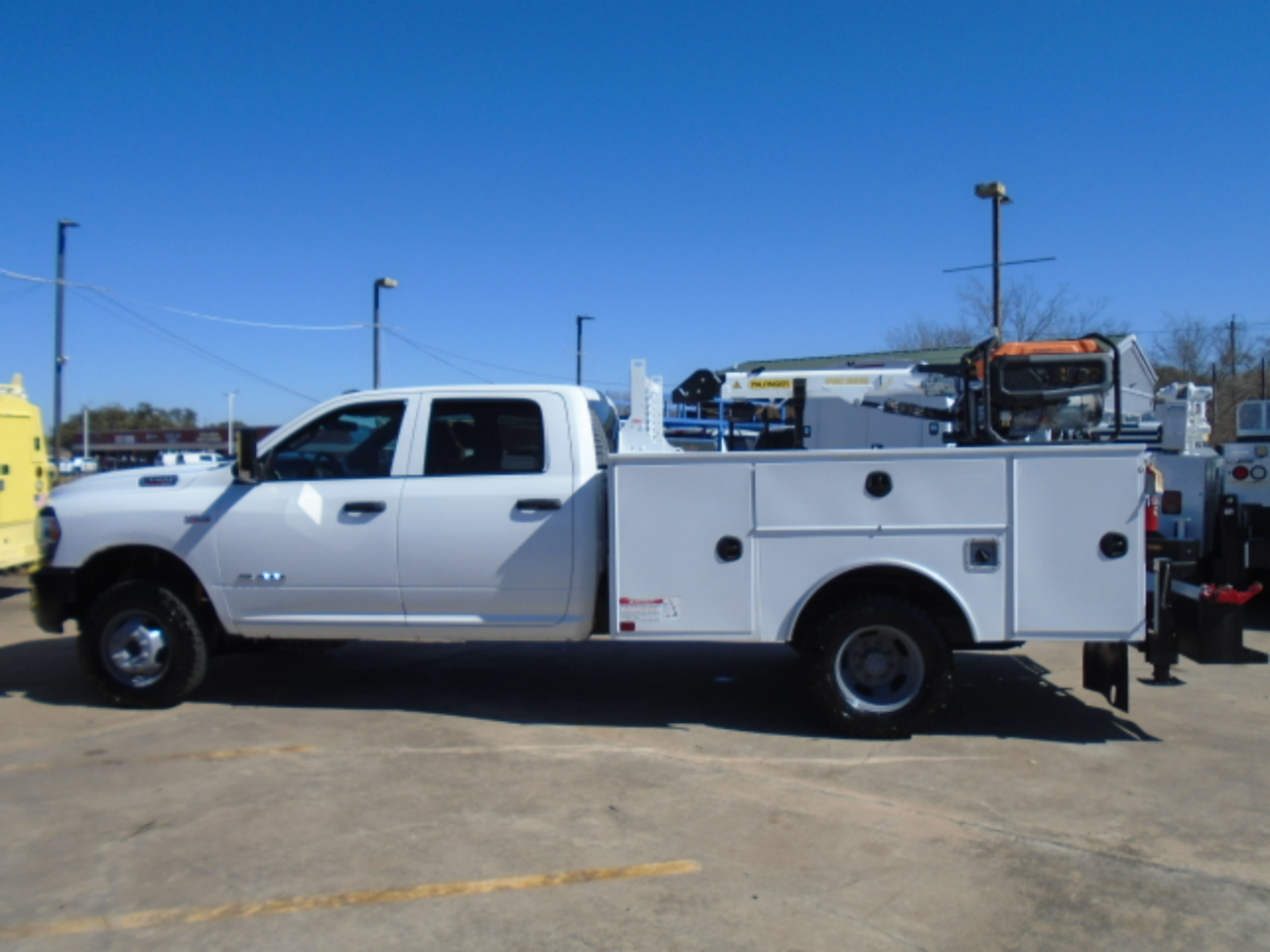 RAM 3500 Crew Cab 4WD DRW 2021