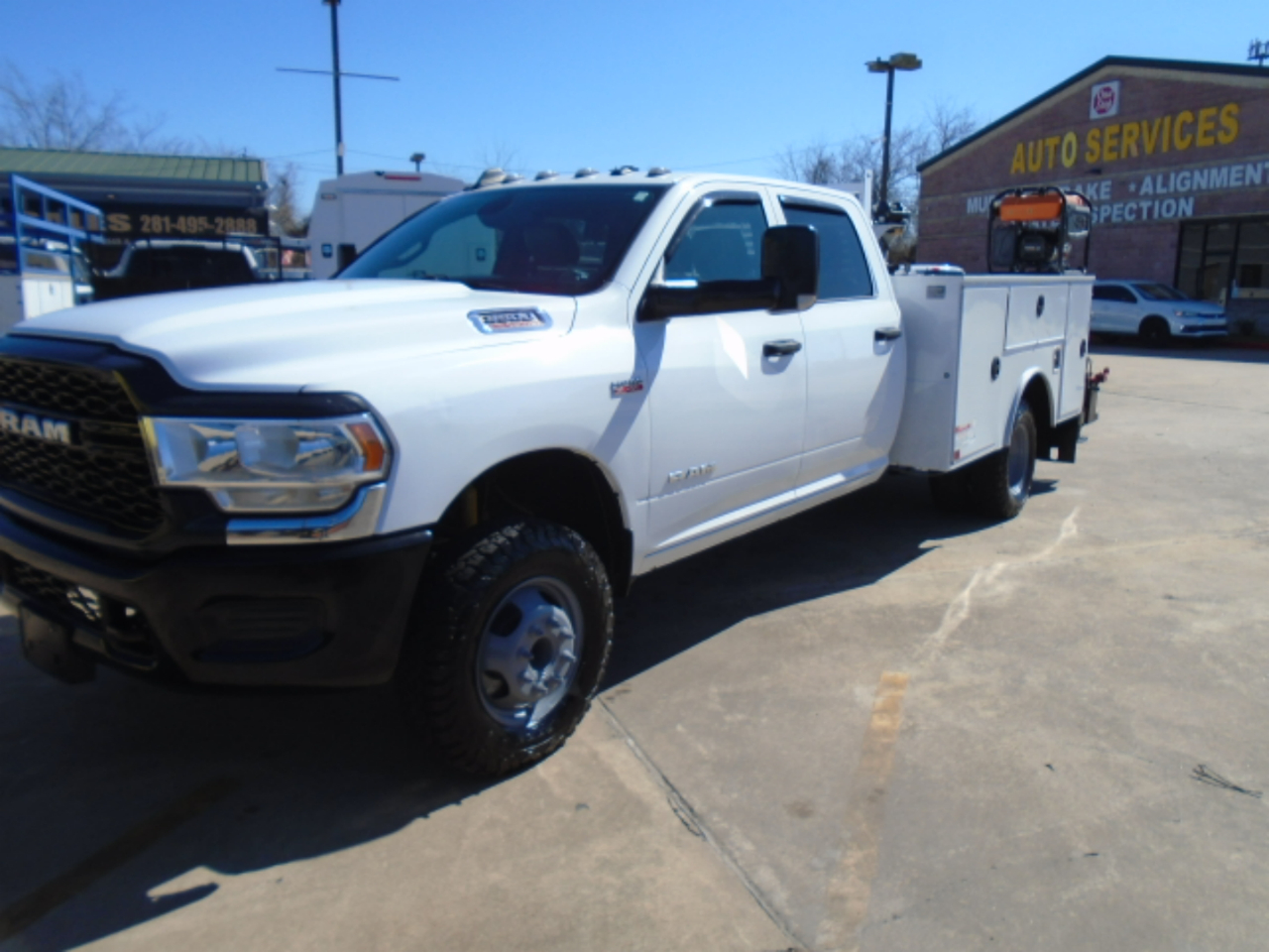 RAM 3500 Crew Cab 4WD DRW 2021