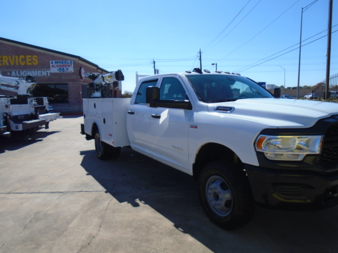RAM 3500 Crew Cab 4WD DRW 2021