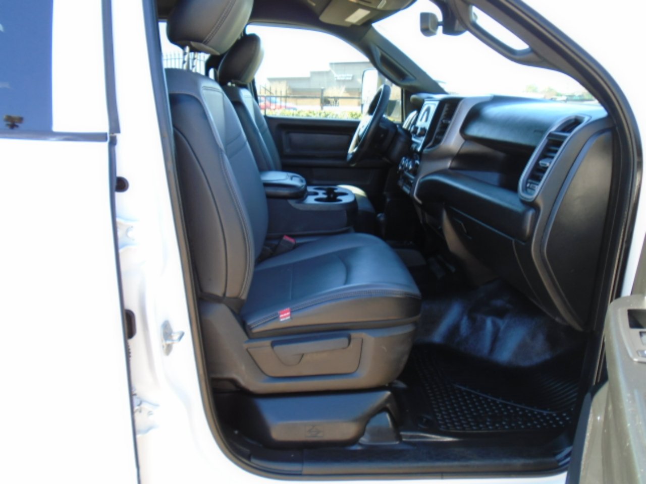 RAM 3500 Crew Cab 4WD DRW 2021