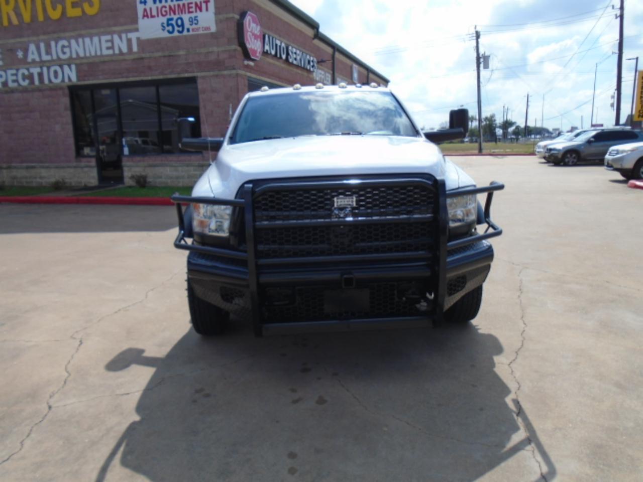 RAM 5500 Crew Cab LWB 4WD DRW 2016