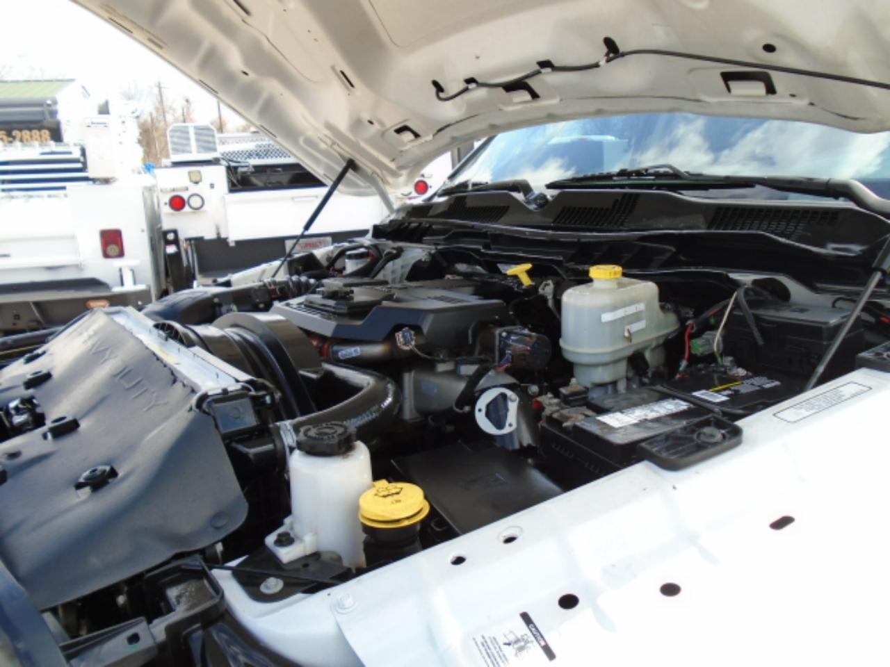 RAM 5500 Crew Cab LWB 4WD DRW 2016