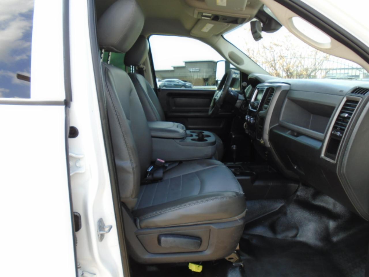 RAM 5500 Crew Cab LWB 4WD DRW 2016