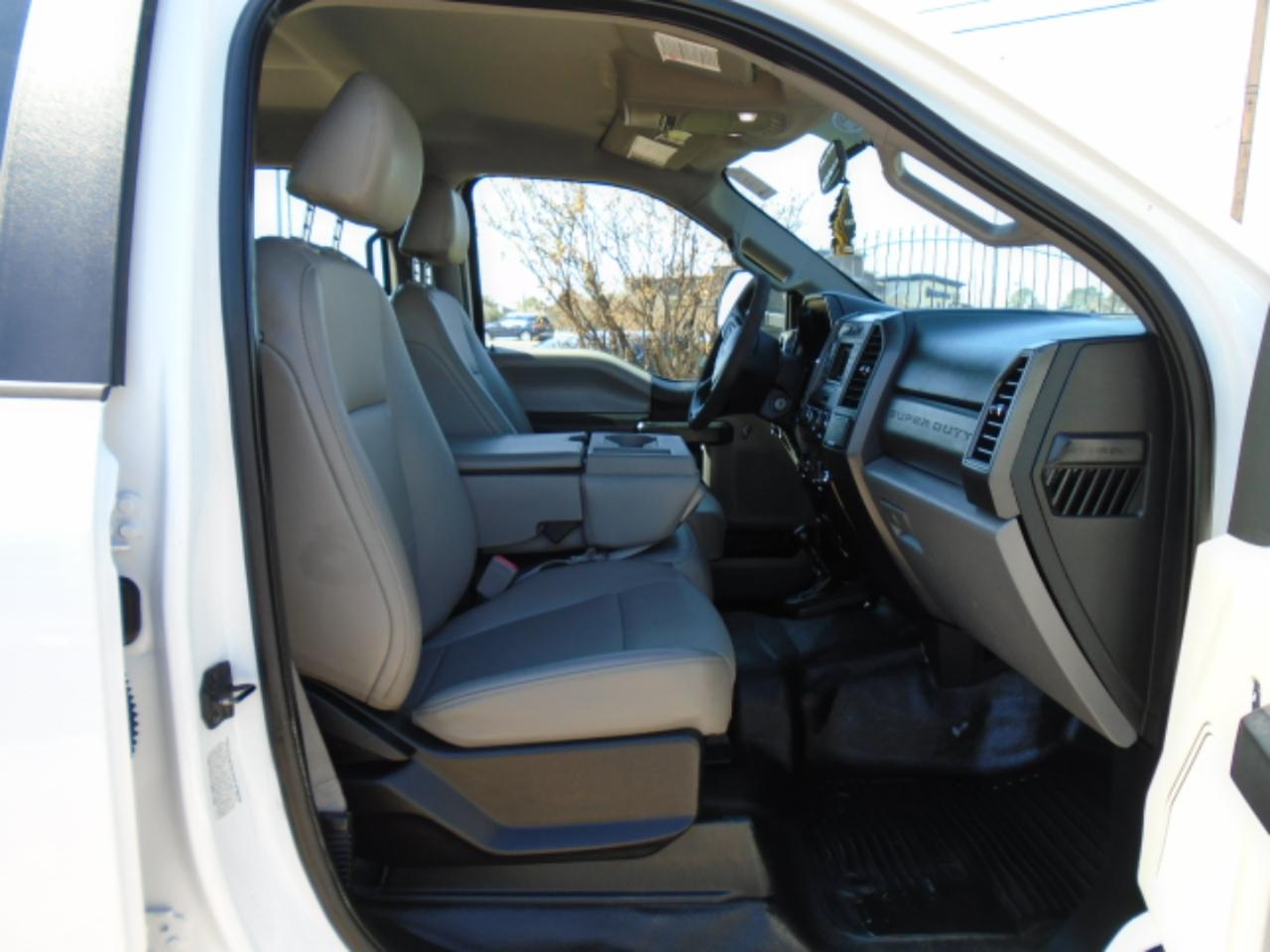 Ford F-550 Crew Cab DRW 4WD 2018